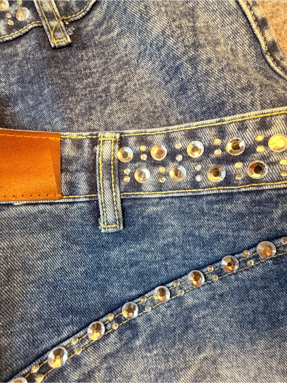 Studded Fade-Washed Y2K Trend Baggy Blue Jeans - Women's Wide Leg - Picture 2 of 8